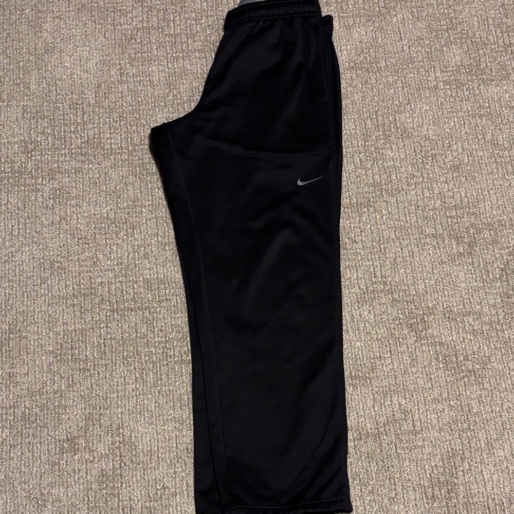 Nike  Black Synch Joggers